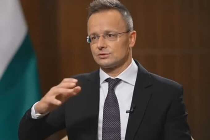 Венгрия высылет двух украинских дипломатов