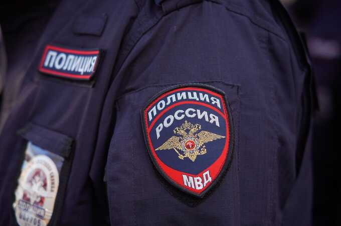 В Подмосковье мужчина, испугавшись полиции, упал на внешний блок кондиционера