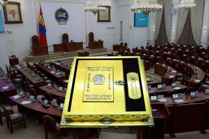 Власти Монголии используют закон для продления своих полномочий