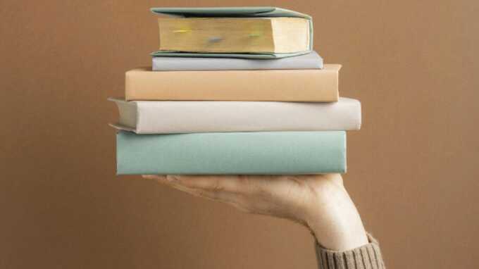 Россияне начали массово искать книги о ПТСР и контроле гнева