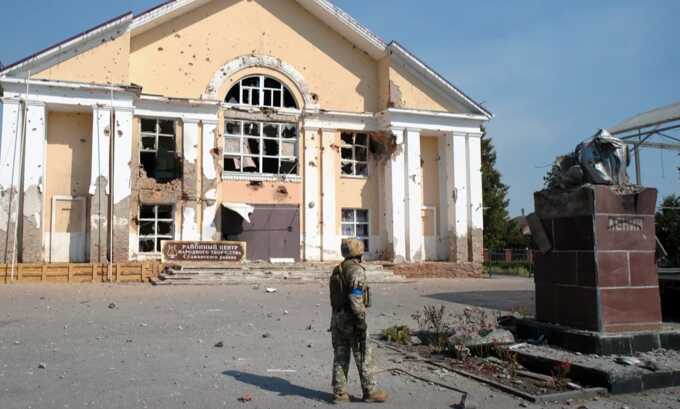 Рэпера Невского обвинили в неуважении к жителям Суджи за съёмки клипа на фоне разрушений