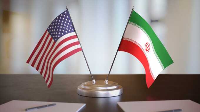 Иран угрожает США решительными мерами после удара