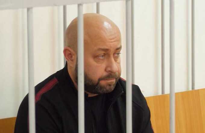 Ректора УралГУФКа Евгения Черепова арестовали по делу о взятках от студентов