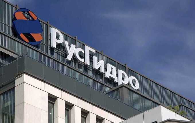 Во время кризиса «РусГидро» тратит миллионы на офис, жильё и аквариум с акулами