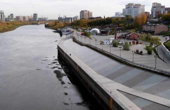 Техническая вода из кранов и молчание властей: водоснабжение в Тюменской области зашло в тупик