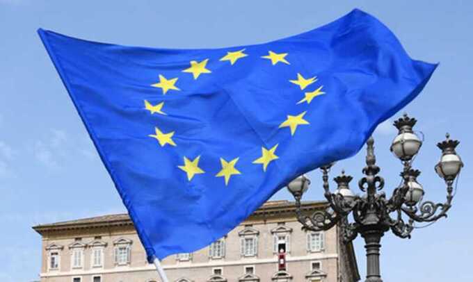 ЕС одобрил продление защиты для украинцев на три года