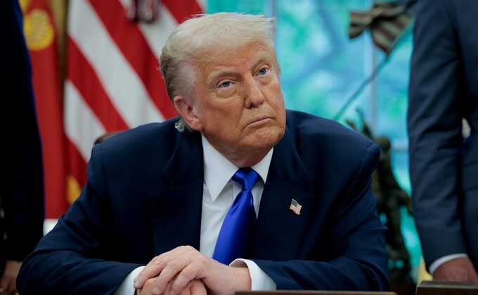 Трамп поддерживает Украину словами, но признаёт шанс победы России