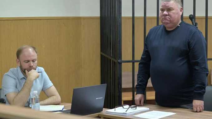 Суд лишил генерал‑майора Владимира Шестерова званий и приговорил к шести годам колонии