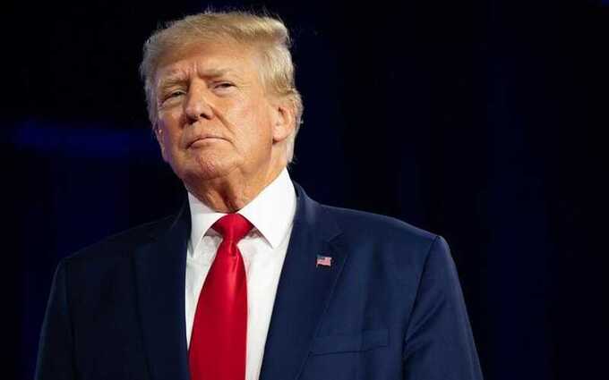 Трамп подал претензию к WSJ, обвинив издание в клевете и потребовав 10 миллиардов