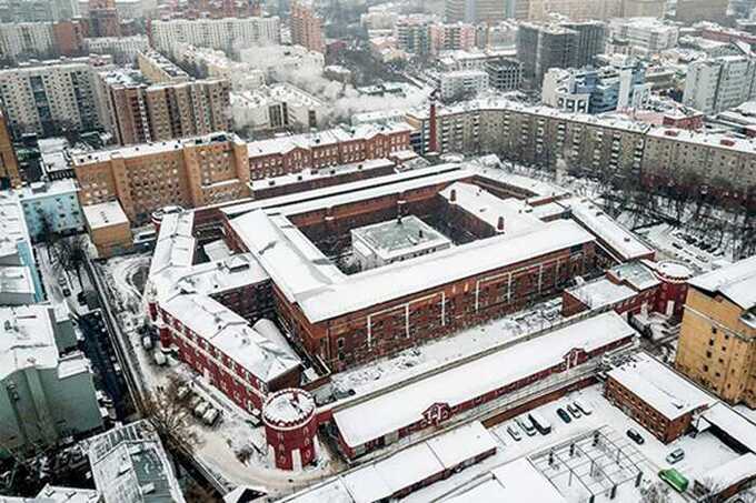 Бутырская тюрьма: заключенные жалуются на условия, давление «смотрящих» и коррупцию в руководстве