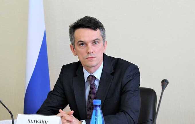 Отставку главы Симферопольского района Крыма Сергея Петелина отложили из-за расследования ФСБ